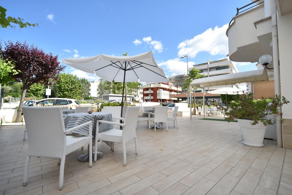 Hotel Marina Riccione Exteriér fotografie